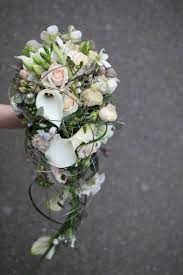 Hochzeitsstrauß passend zu jeder saison aussuchen. Pin Auf Wedding Hochzeit Flowers Made With Love