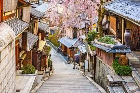 Where To Stay In Kyoto A Complete Neighbourhood Guide Hostelworld Japan Spring Most Beautiful Cities Cheap Lodging