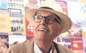 Elfidio Alonso: "Estoy muy contento con Los Sabandeños, pero muy  desengañado con la política"