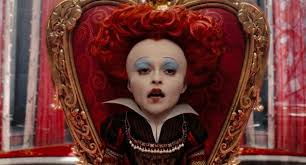 Elle y retrouve ses amis le lapin blanc alice s'embarque alors dans une aventure extraordinaire où elle accomplira son destin : La Reine De Coeur Dans Alice Au Pays Des Merveilles Alice Aux Pays Des Merveilles Alice Au Pays Des Merveilles Deguisement Princesse