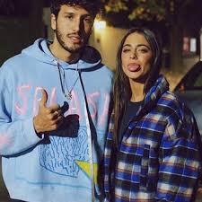 Martina stoessel (tini) no está entre los 500 artistas más apoyados y visitados de esta semana, su mejor puesto ha sido el 114º en diciembre de. Se Confirmo Tini Stoessel Y Sebastian Yatra Oficializaron Su Romance