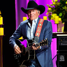 George Strait makes concert history with largest ticketed show