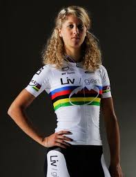 Made it back to the world cup podium!! Jolanda Neff Jolanda Neff Cycling Outfit Cycling Women Biking Outfit