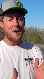 Peter Muzzy's Instagram, Twitter & Facebook