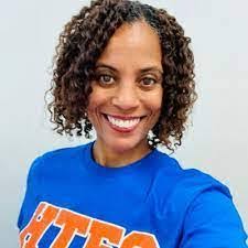 Rasheda Thomas's Instagram, Twitter & Facebook