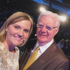 Karen Brook (@karenbrook) • Instagram photos and videos