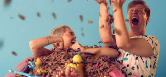 Harm og hegseth+headset+jobb= folk lure på om det går bra for en sitt å riste og lage snøftelyda@vegardharm @mortenhegseth. Arets Sommerhit Internett Stjernene Vegard Harm Og Makeupmalin Debuterer Som Artister Se Video 730 No