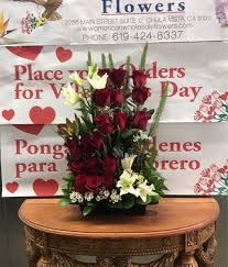 With 15 years of experience, our talented florists create fresh, gorgeous arrangements at wholesale prices. Floral Arrangements