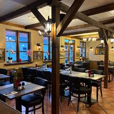 Bollinis Familie Restaurant