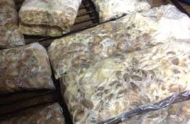 Sambal tumpang, atau bumbu tumpang yang terbuat dari tempe bosok ini dicampur dengan cabai, bawang merah, bawang putih, kunyit, daun jeruk, dan garam. Resep Sambal Tumpang Kuliner Khas Salatiga Lezat Tak Terkira Area Halal