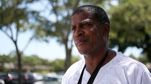 Rays pay tribute to beloved sax player