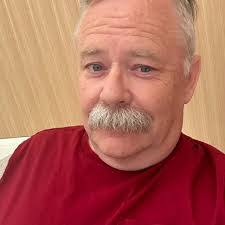 Tim Hooper's Instagram, Twitter & Facebook