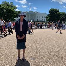 Führungen durch die dauerausstellung sind leider bis auf weiteres noch nicht möglich. Haus Der Geschichte On Twitter Eleganter Neuzugang Fur Unsere Sammlung Danke Georginekellerm Und Schon Bald In Unserer Neuen Wechselausstellung Immer Ich Faszination Selfie Zu Sehen Ein Selfie Der Wdr Redaktionsleiterin Essen