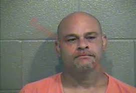 Edmonson Co. convicted felon busted with handgun, drugs during traffic stop 