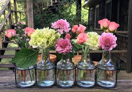 How to draw flowers step by step. Windowsill Arrangement Bud Vases Flower Magazine