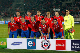 Ambos futbolistas se fundieron en un abrazo luego de tres años de diferencias desde la eliminación de chile al mundial de rusia 2018. Chile 2 Irlanda Del Norte 0 Amistoso Disputado El 4 De Junio De 2014 Foto Mauri Seleccion Chilena De Futbol Seleccion De Futbol De Chile Irlanda Del Norte