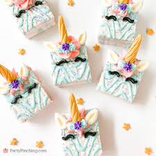 Открыть страницу «little debbie» на facebook. 120 Fan Creations Ideas Fan Creations Gold Food Coloring Treats
