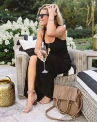 Shop for cute, traditional, romantic, elegant & trendy wedding guest dresses in the latest new styles. 33 Ways To Make Your Style Look Stylish In Summer With Some Outfit Vialaven Com Summer Party Outfit Garden Party Outfit Outdoor Party Outfits