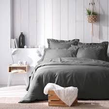 .housse de couette 1 ou 2 taies polycoton atome, achetez votre parure housse de couette 1 ou 2 taies polycoton atome rayé gris sur 3 suisses selection de housses de couette. Housse De Couette 2 Personnes 240 X 220 Cm Polycoton Uni Actually Anthracite A 19 90 Linge De Lit Linge De Lit Housses De Couette Sur Ad Univers