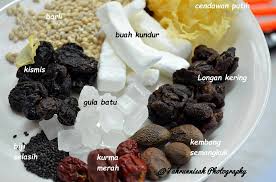 Minum teh merah mampu memperbaiki tingkat konsentrasi karena kandungan kafein yang ada di dalamnya. Resepi Air Kurma Merah