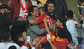 Jun 15, 2021 · ehab allam says interest has grown in a potential change of ownership at hull city since the club secured promotion back to the championship. Acun Ilicali Ingiliz Kulubu Satin Almak Icin Gorusmelere Basladi Londra Aktuel