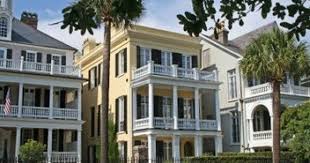 Monday Musings Charleston Charm Design Chic Historic Homes For Sale Charleston Homes Charleston Travel Guide