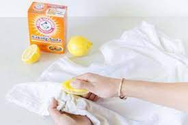 kucuk gelen ayakkabilarinizi genisletmek icin bunu yapin koltuk alti lekeleri koltuk altinda olusan bu ter lekelerin sweat stains arm pit stains laundry hacks