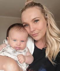 Farmer Wants A Wife Hayley Love and Will Dwyer baby scandal revealed