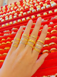 Perhiasan memanglah barang yang tersedia dengan berbagai macam model bukan? Simple But Nice Kedai Emas Zakaria Kuala Berang Facebook