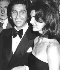 Valentino, el emperador de la moda que vistió a las mujeres mas famosas del  mundo - Gente YOLD