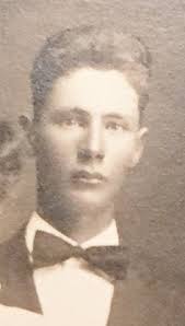 Emmett Webster's Instagram, Twitter & Facebook