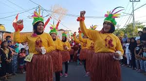 Kotawaringin timur mp3 duration 5:06 size 11.67 mb / agust setiawan 1. Senam Maumere Eratkan Warga Larangan Kim Bahari Sukolilo Baru