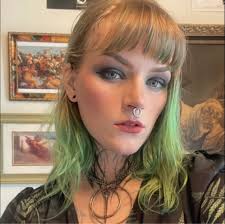 What are the experiences of couples who wed at Evergreen Meadows or Eagle  Mountain Ranch?