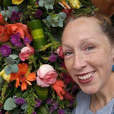 I will be graduating FNP school 12/17. We will be moving to Palm Harbor  area from Illinois. Does anyone know how the job market is down there?  Also, can anyone tell me