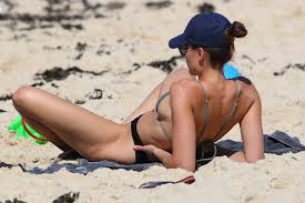 Rachael married her former dancing with the stars partner michael miziner on 3 january 2013. Rachael Finch Spotted In A Bikini As She Takes A Dip In The Ocean At North Bondi Beach In Sydney Australia 121118 13