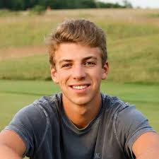 Logan Greer's Instagram, Twitter & Facebook