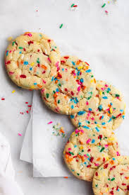 Jul 20, 2021 · updated in 2020, this is my favorite recipe for a one layer sprinkle cake. Funfetti Cookies Broma Bakery