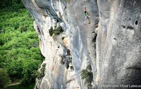 L'objectif d'escalabel est de promouvoir et de développer la pratique de l'escalade, activité sportive et de pleine nature, tout en. Sites D Escalade Du Vaucluse Falaise Bloc