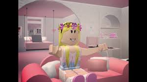 En esta plataforma de videojuegos destinada a menores de edad, los usuarios no solo pueden participar en los juegos, sino también crear sus propios universos virtuales y ponerlos a disposición de la comunidad de internautas. Roblox Para Ninas Roblox Birthday Robox Girl Birthday Banner Video Game Etsy This Is Currently One Of The Very Few Working Roblox Hacks Online That Can Safely Generate Free