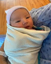 Rose Loera's Instagram, Twitter & Facebook