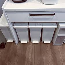 キッチン 分別ゴミ箱 土間 勝手口 カップボード などのインテリア実例 2018 04 14 23 35 28 roomclip ルームクリップ ゴミ箱 キッチン キッチン リビング キッチン