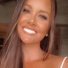 Ali Clarke (alishaelyn)