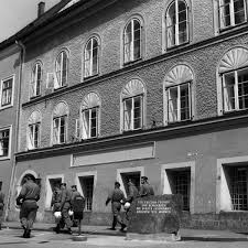 Auf einer landkarte können sie ihre suche weiter verfeinern. Adolf Hitler Millionen Streit Um Geburtshaus Geht Vor Gericht Politik