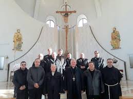 Oferte similare teren de vanzare bacau. Intalnirea PreoÅ£ilor Decanatului De Vrancea La Parohia Romano CatolicÄ SfinÈii Apostoli Petru Si Paul Din Focsani
