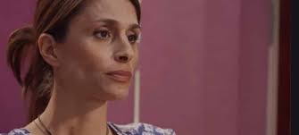 Avec cette bonne nouvelle, elle a du dire au revoir au plateau de la série plus belle la vie. Plus Belle La Vie Une Ex Actrice Au Casting De Ici Tout Commence Mce Tv