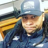 Jeremy Mott's Instagram, Twitter & Facebook