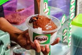 Anda boleh merasai kenikmatan laksa dimakan bersama telur sarang yg rangup dan berlemak.juga keunikan milo kepal yang betul2 original milo dimakan bersama ais kepal yg halus yang mudah cair di lidah. Tengok Peluang Bisnis Dan Waralaba Es Kepal Yang Viral Di Media Sosial