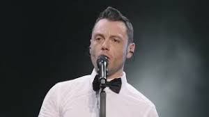 Al termine della terza parte del tour, il 20 novembre viene pubblicato in italia il dvd alla mia età live in rome , registrato durante i due concerti tenuti da ferro allo stadio olimpico di roma il 24 e il 25 giugno 2009. Descargar Mp3 Troppo Buono De Tiziano Ferro En Una Excelente Calidad Sonarmp3