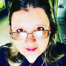 Miranda Kruse's Instagram, Twitter & Facebook