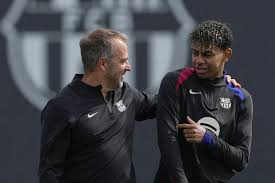 Flick: "Lamine Yamal es un genio, pero debemos ayudarle porque es joven"